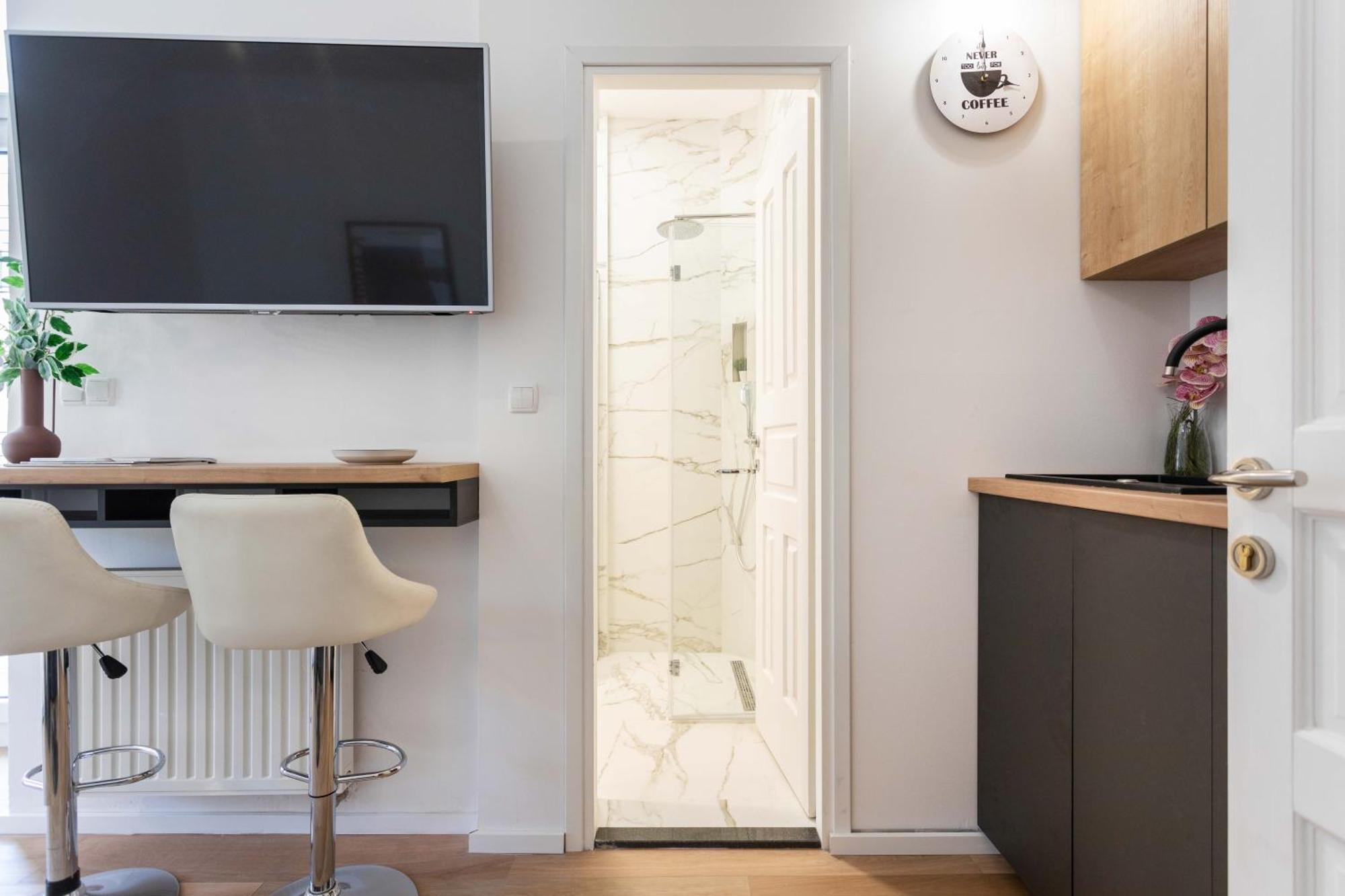 Design And Modern Apartments In Heart Of 자그레브 외부 사진