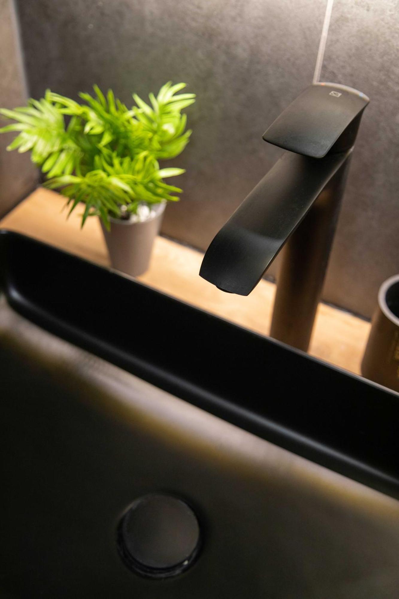 Design And Modern Apartments In Heart Of 자그레브 외부 사진