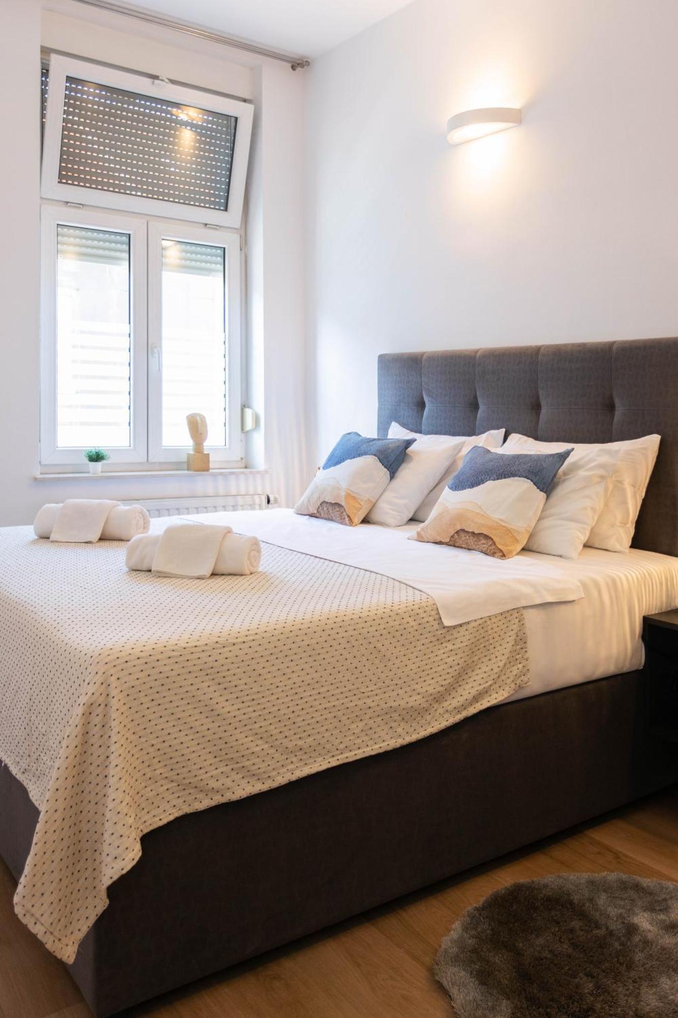 Design And Modern Apartments In Heart Of 자그레브 외부 사진